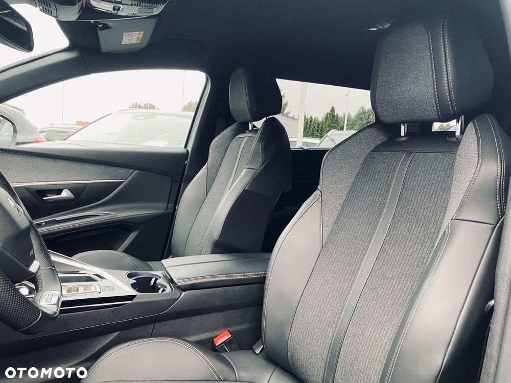 Peugeot 5008 BlueHDI 130 EAT8 GT - 29