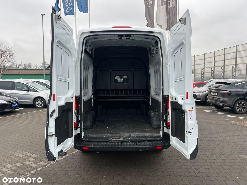 Ford Transit - 13