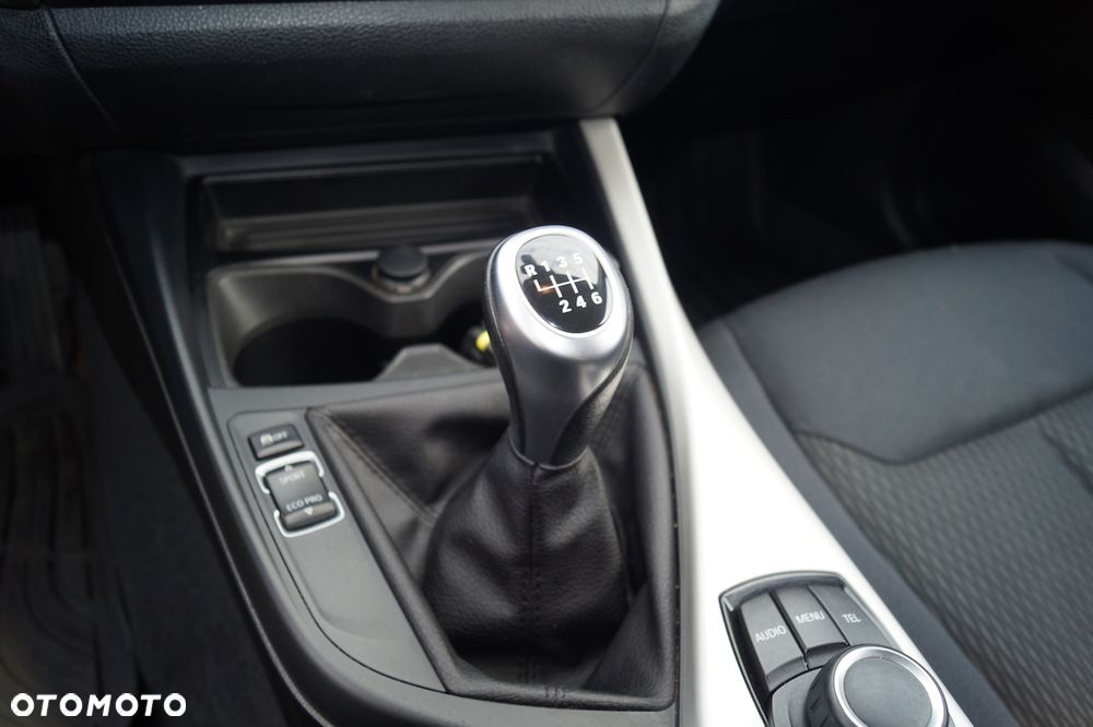 BMW Seria 1 120d BluePerformance Sport Line - 29