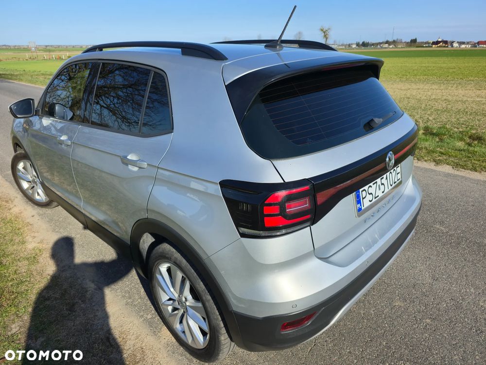 Volkswagen T-Cross - 12