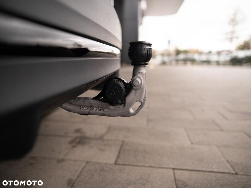 Mercedes-Benz GLA - 30