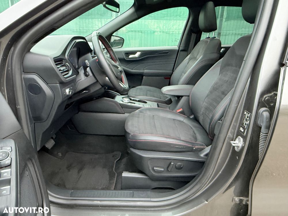 Ford Kuga 2.5 Duratec FHEV ST-LINE - 37