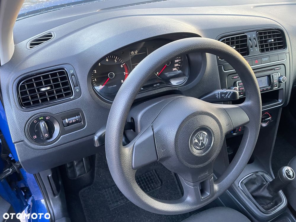 Volkswagen Polo - 10