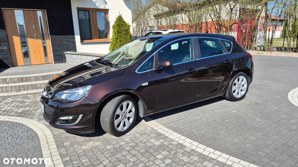 Opel Astra 1.4 T Cosmo S&S - 15