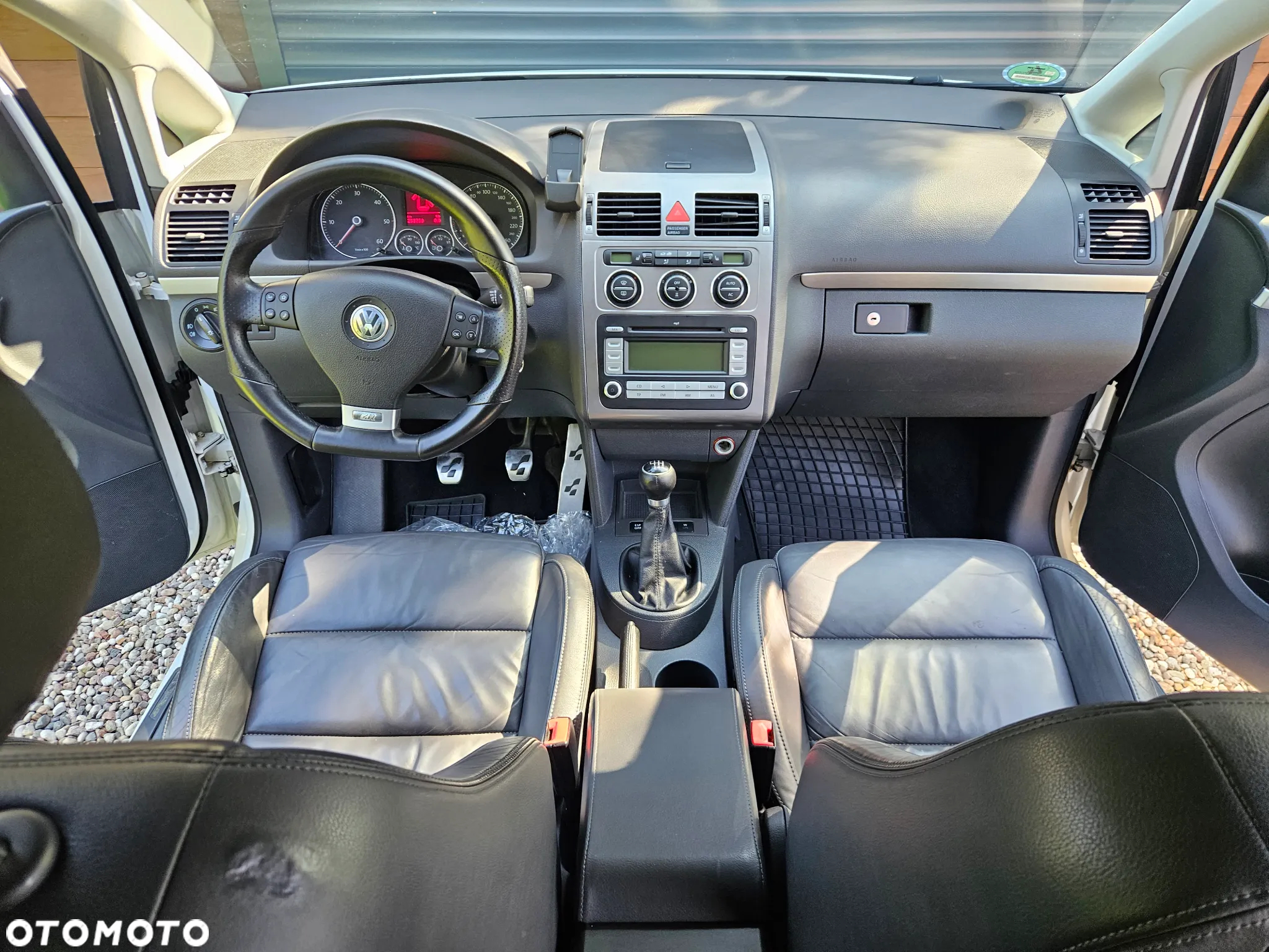 Volkswagen Touran 2.0 TDI DPF R-Line Edition - 18
