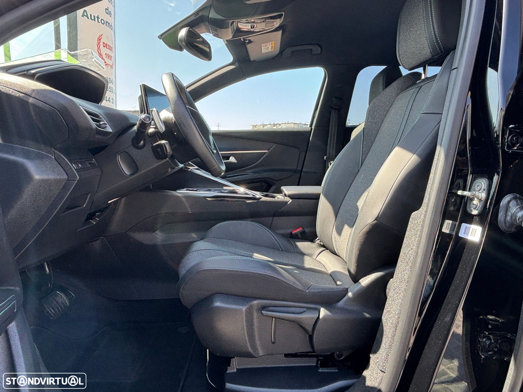 Peugeot 5008 1.2 PureTech Allure Pack EAT8 - 9