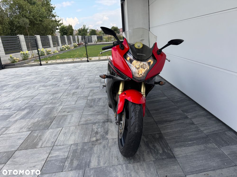 Honda CBR - 17