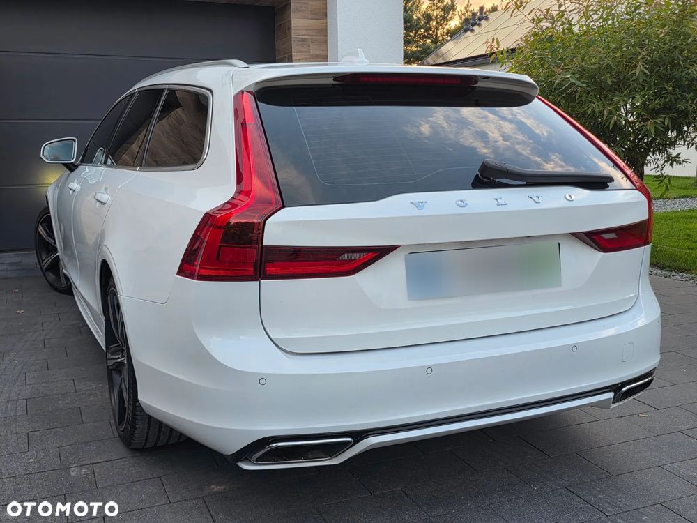 Volvo V90 D5 SCR AWD R-Design - 18