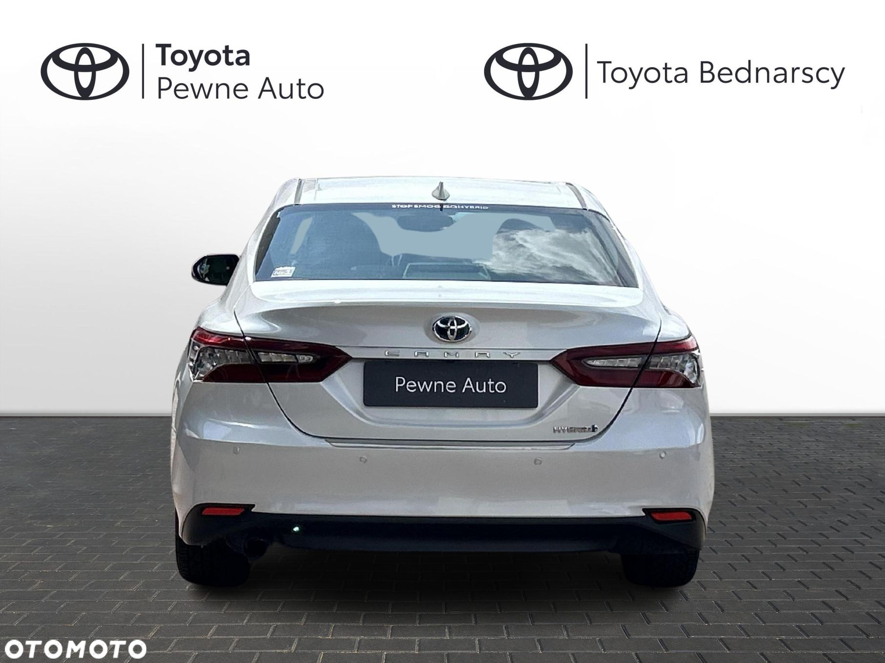 Toyota Camry - 6