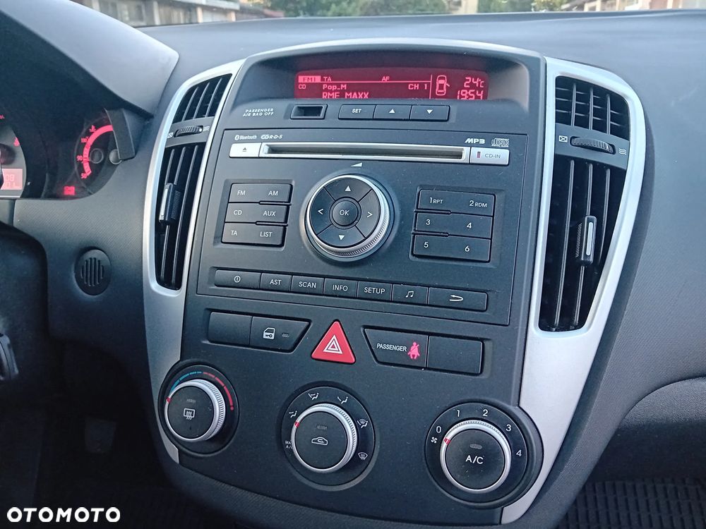 Kia ProCeed 1.4 CVVT Edition 7 - 12