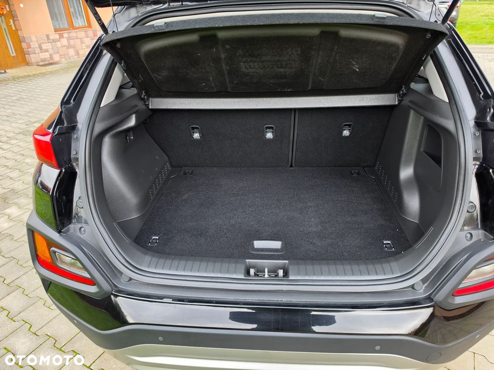 Hyundai Kona - 31
