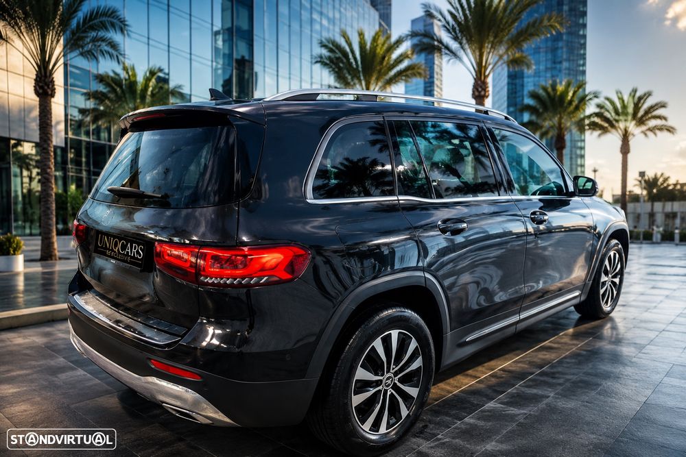 Mercedes-Benz GLB 200 - 1