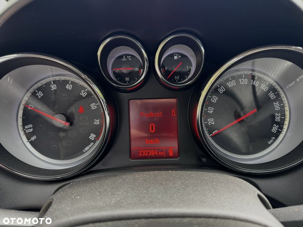 Opel Astra 1.4 T Sport - 8