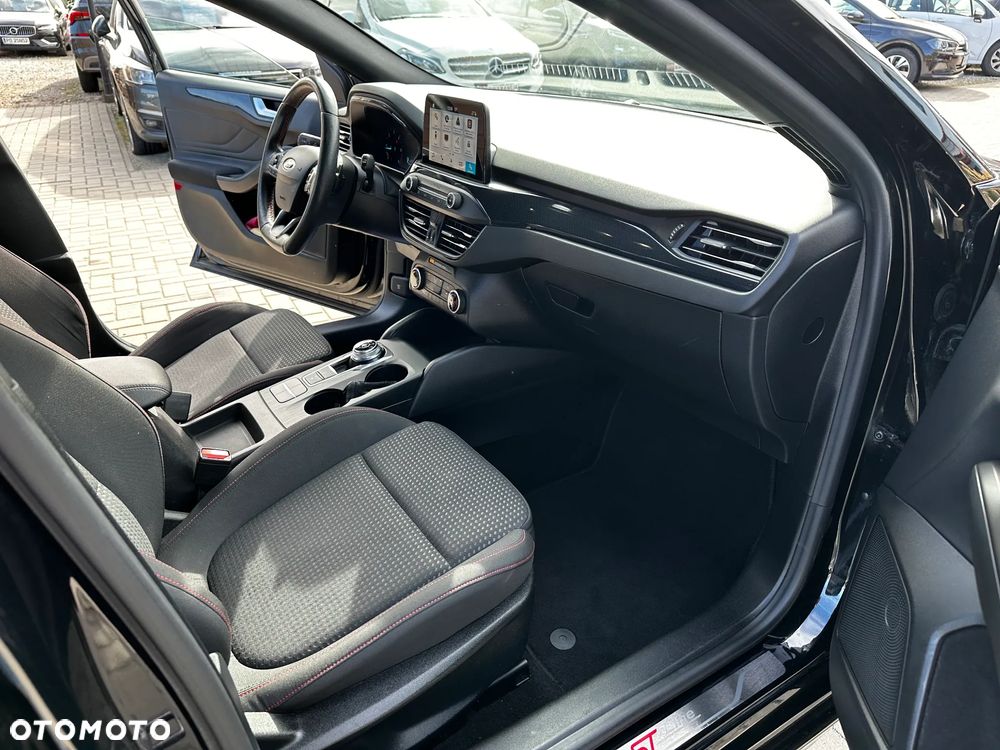 Ford Focus - 24