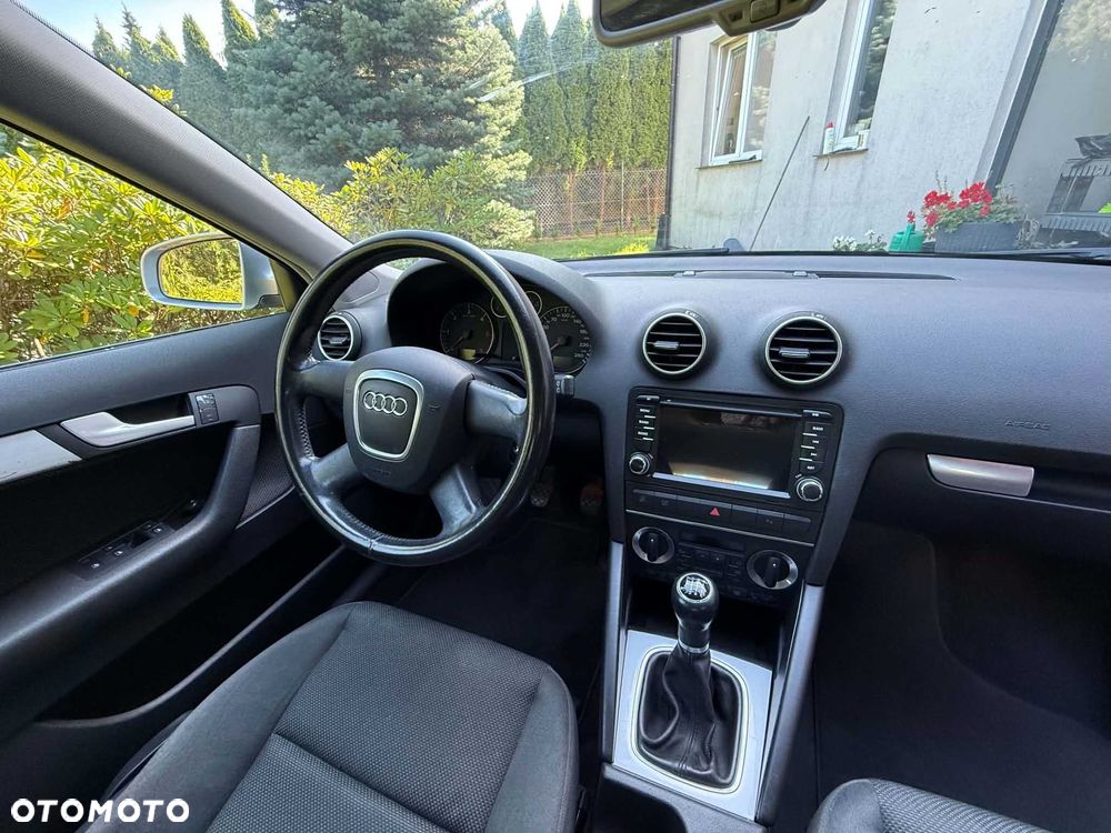 Audi A3 Sportback - 4