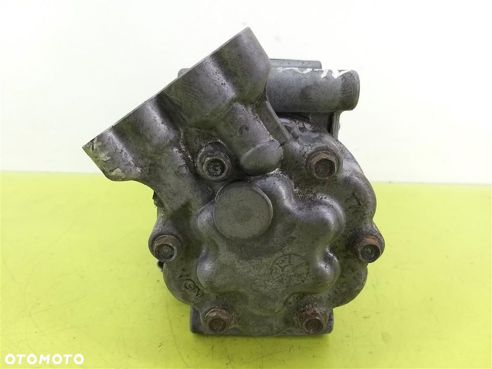 Sprężarka klimatyzacji Renault Clio III MODUS TWINGO 1.2 2 PINY 8200819568 - 4
