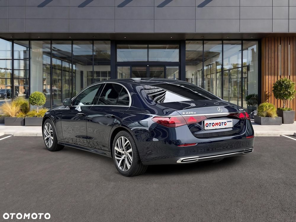 Mercedes-Benz Klasa E 220 d mHEV 4-Matic Avantgarde 9G-Tronic - 8