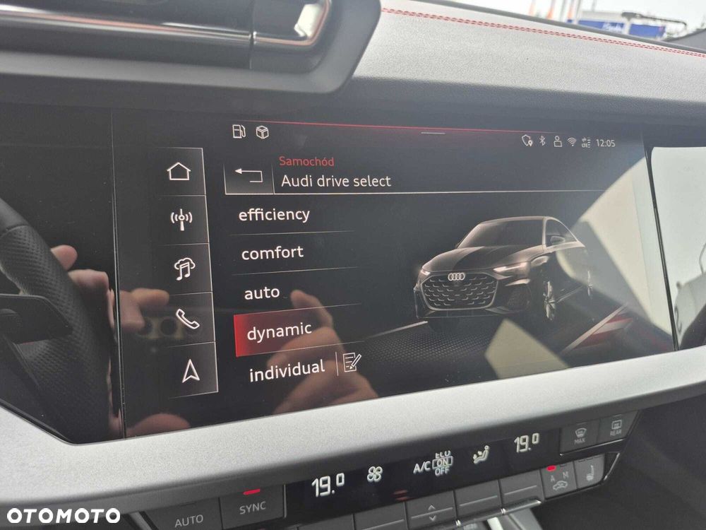 Audi A3 Limousine 35 TFSI mHEV S Line S tronic - 28