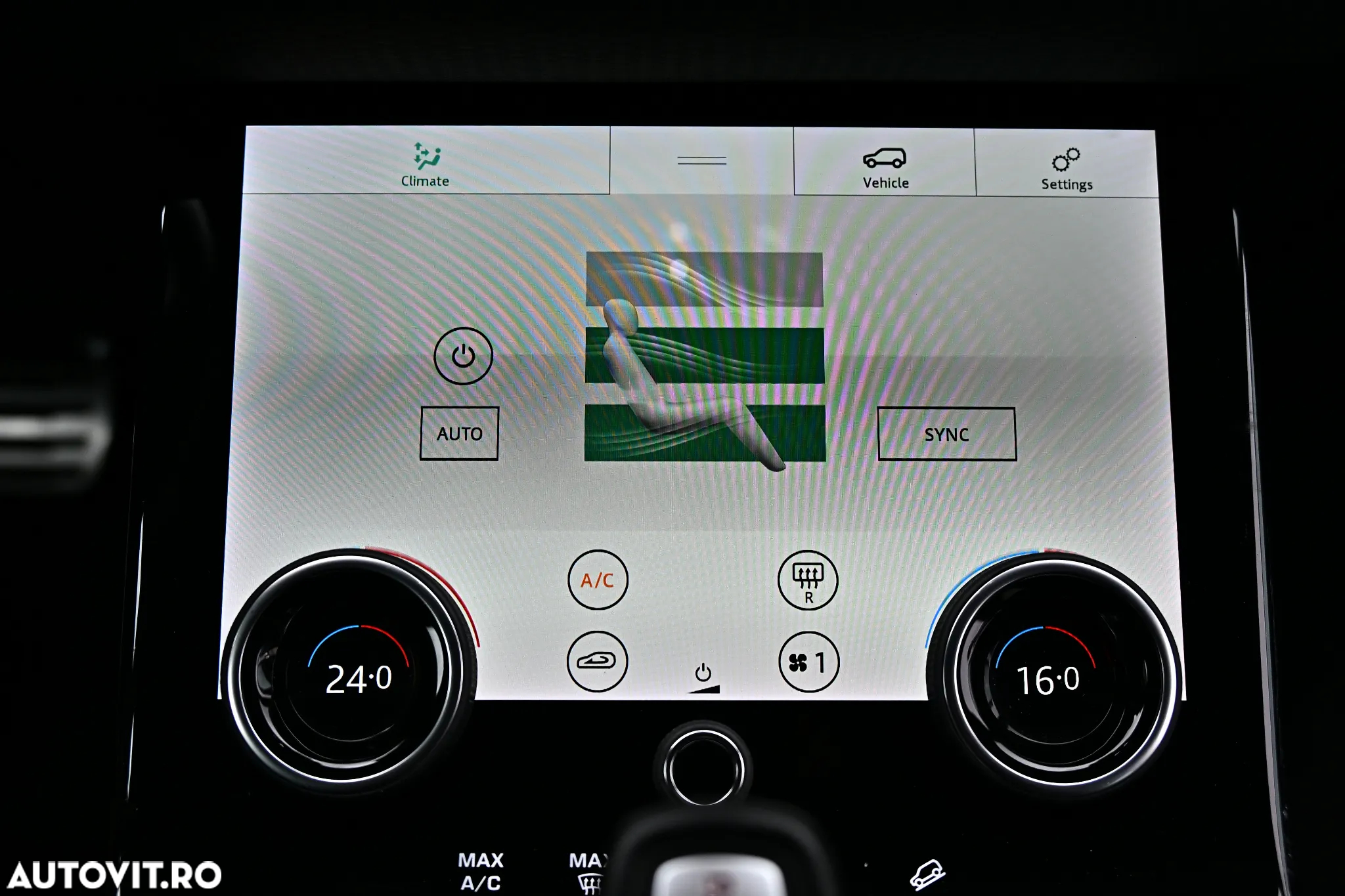 Land Rover Range Rover Evoque 2.0 D150 R-Dynamic HSE - 34