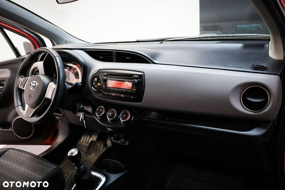 Toyota Yaris - 13