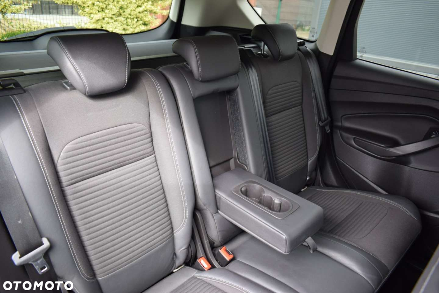 Ford Kuga - 25