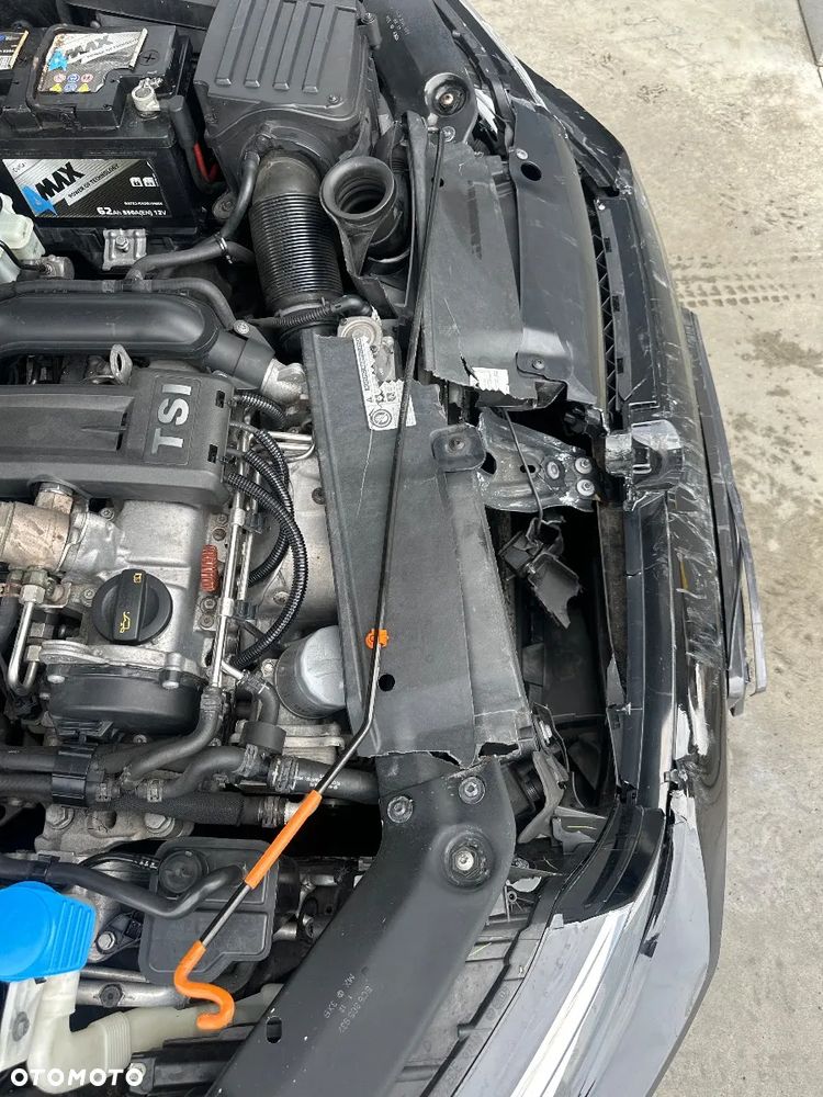 Volkswagen Jetta 1.2 TSI Trendline - 16