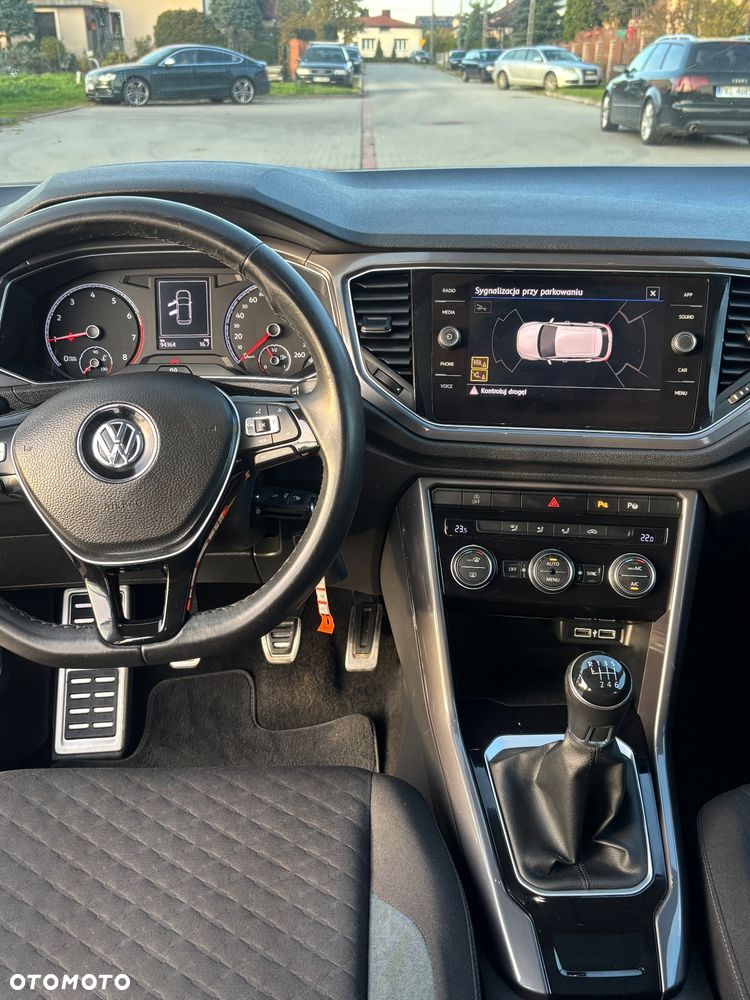Volkswagen T-Roc - 10
