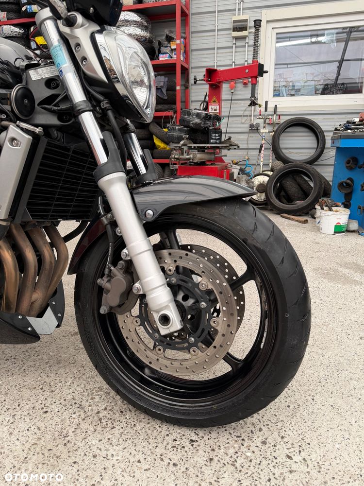 Yamaha FZ6 - 24