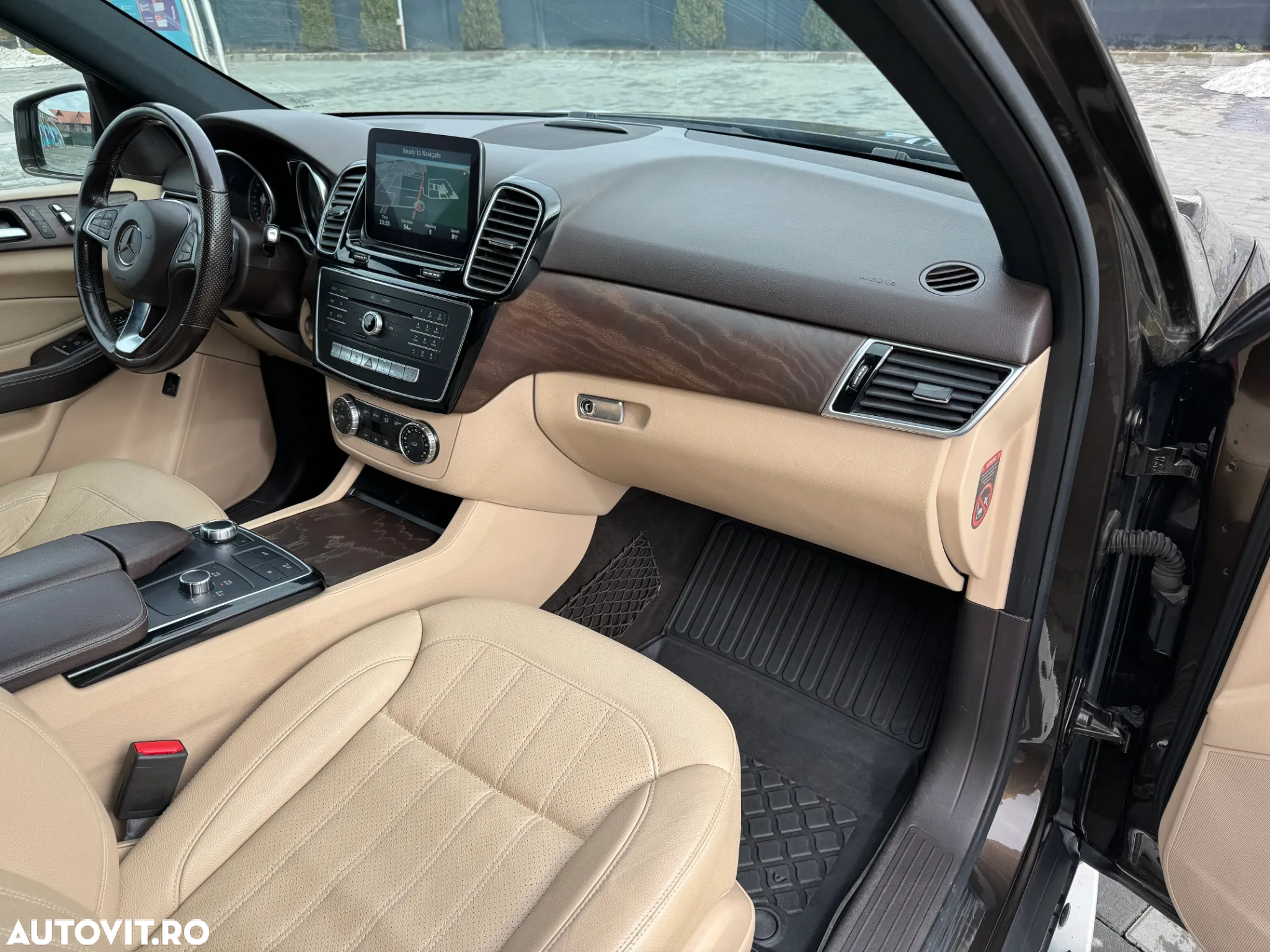 Mercedes-Benz GLE 350 d 4MATIC - 12