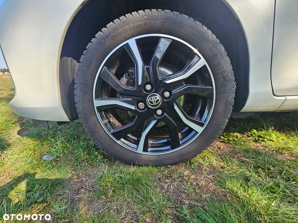 Toyota Yaris - 38