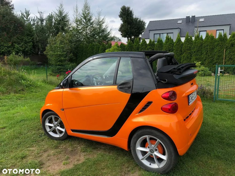 Smart Fortwo softouch edition nightorange micro hybrid drive - 11