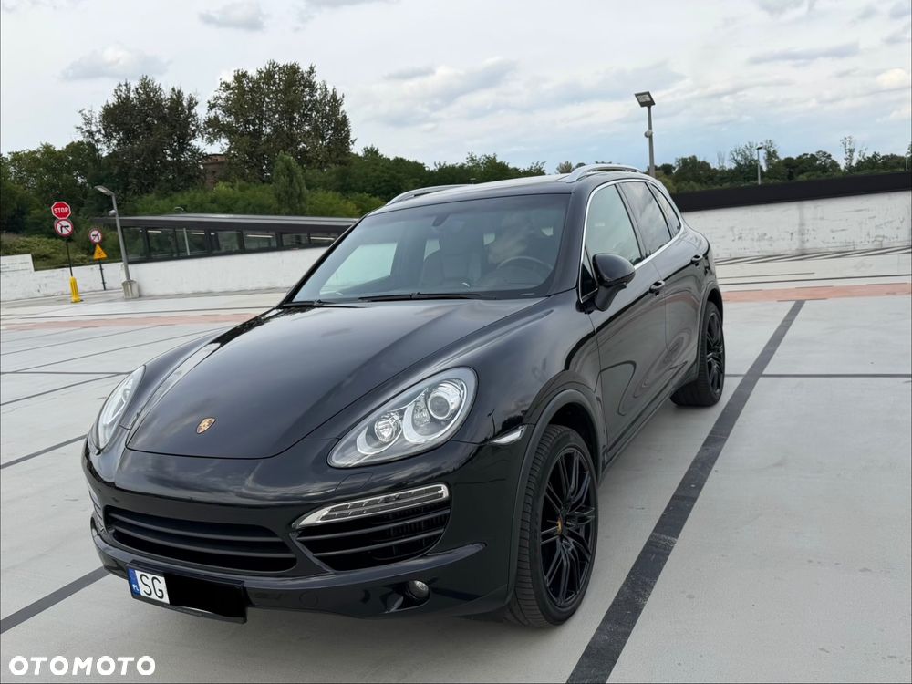 Porsche Cayenne - 1