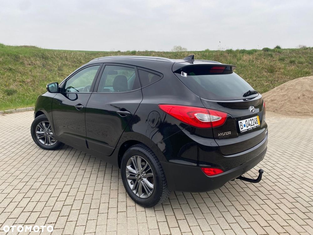 Hyundai ix35 2.0 CRDi 4WD Automatik Premium - 4