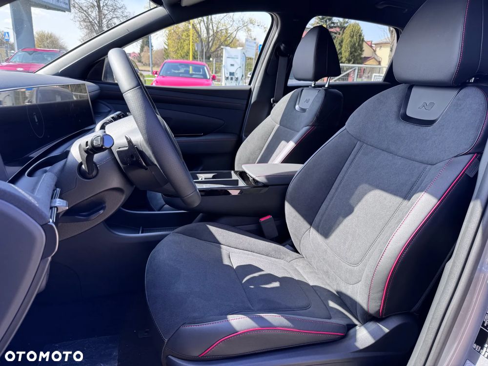 Hyundai Tucson 1.6 T-GDi HEV N-Line 2WD - 17