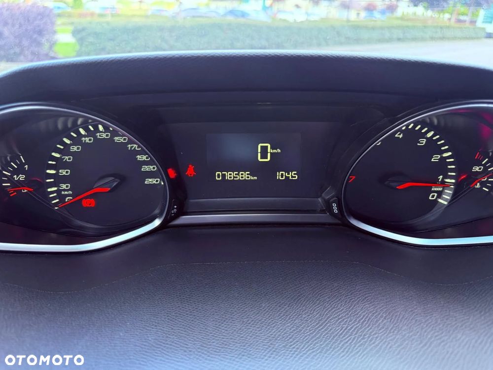 Peugeot 308 1.2 PureTech Active Pack S&S - 15