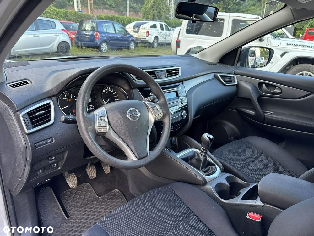 Nissan Qashqai - 24