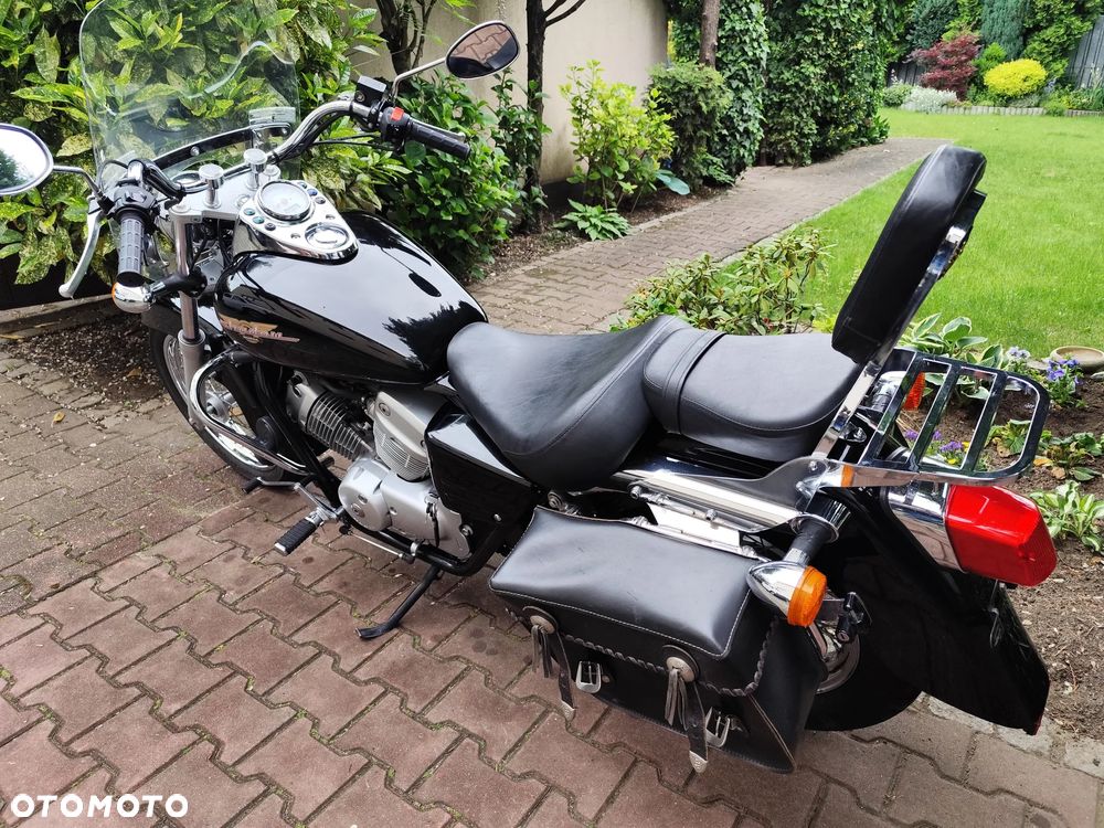 Honda Shadow - 12