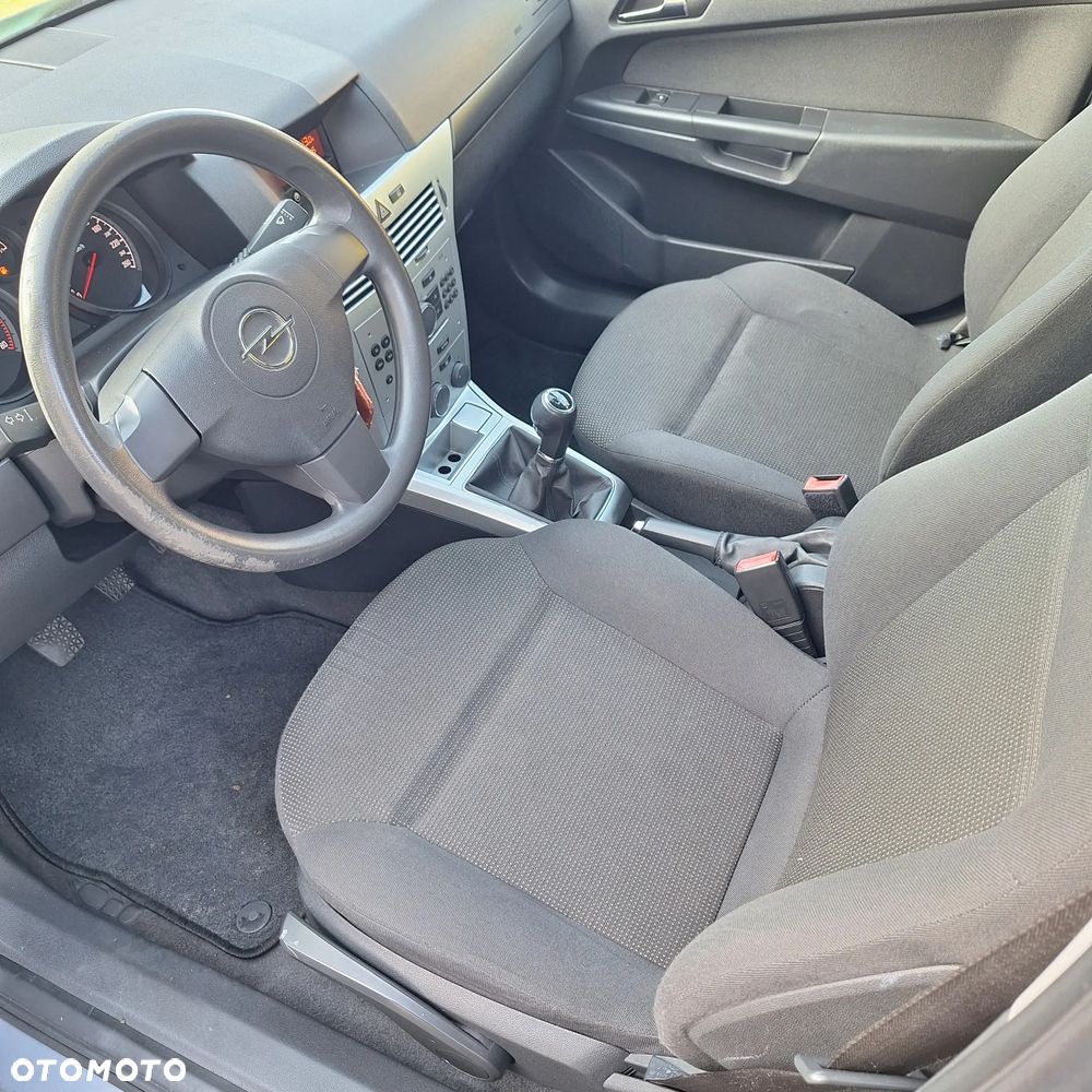Opel Astra - 25