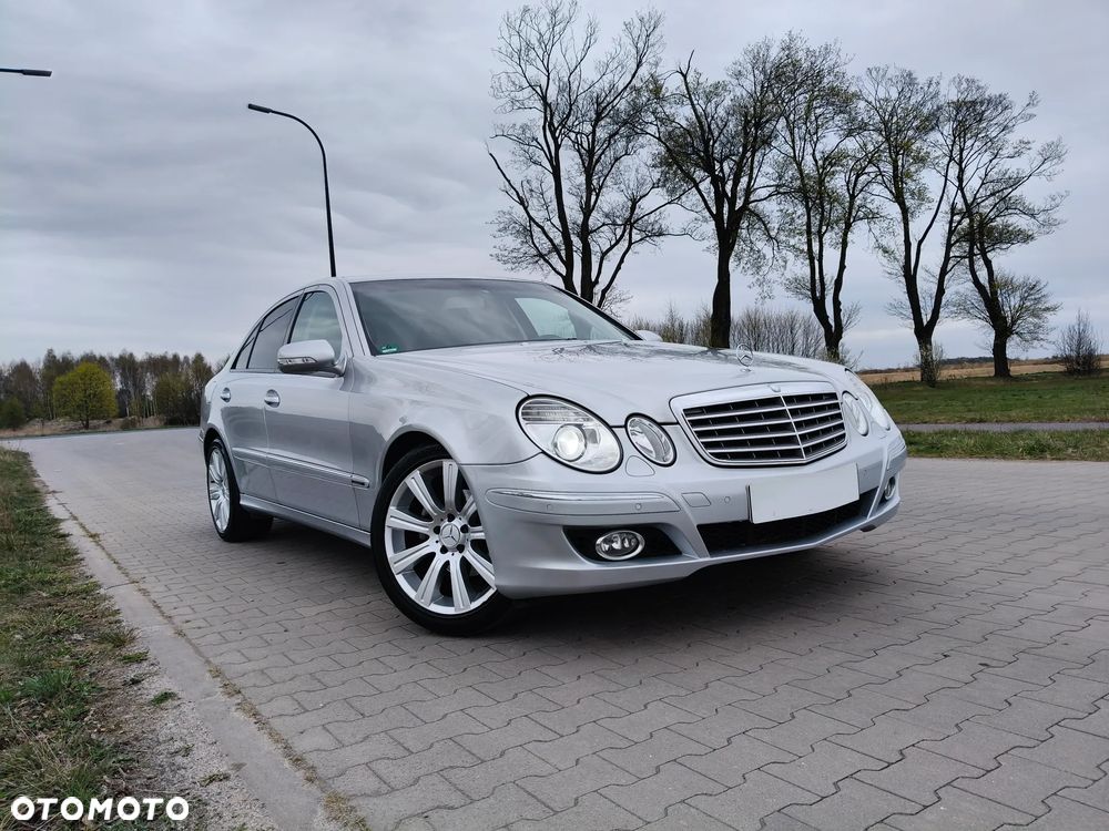 Mercedes-Benz Klasa E 200 Kompressor Elegance - 1