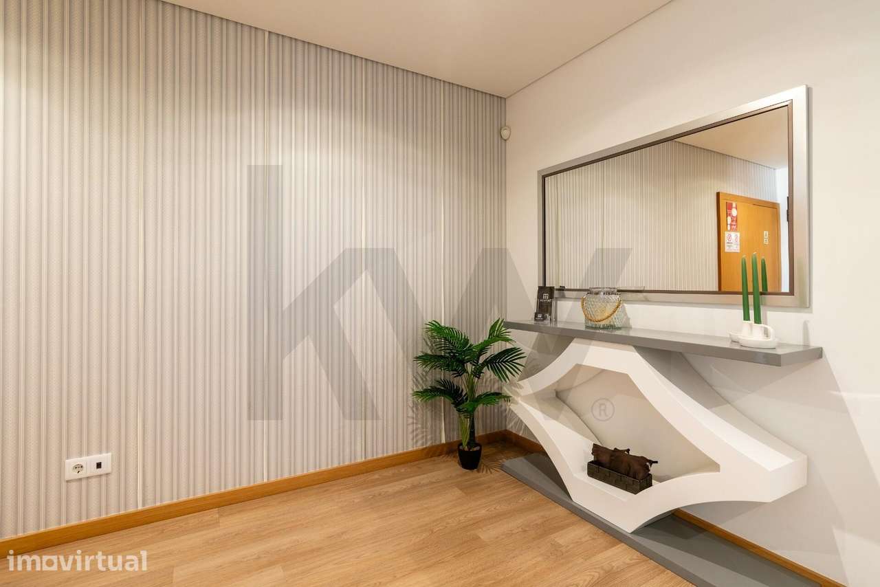 Apartamento T2 de Excelência com Licença de Alojamento Local | Rua 5 d - Grande imagem: 3/30