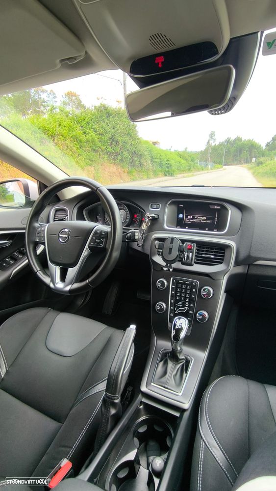 Volvo V40 1.5 T3 Sport Edition Plus Geartronic - 10