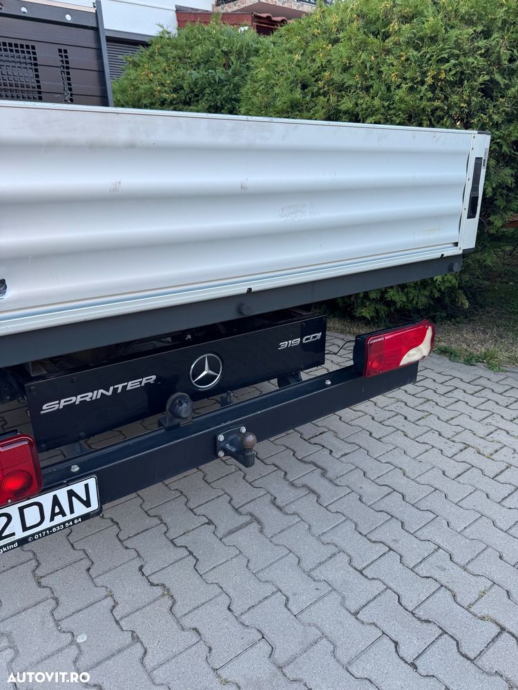 Mercedes-Benz Sprinter - 13