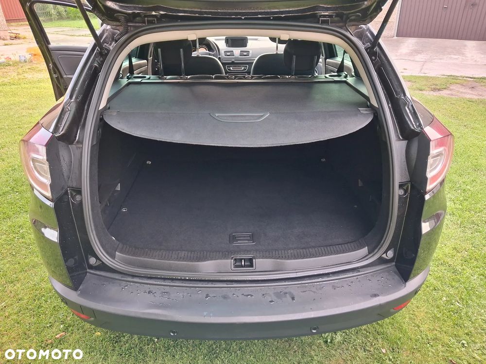 Renault Megane TCe 130 Bose Edition - 9