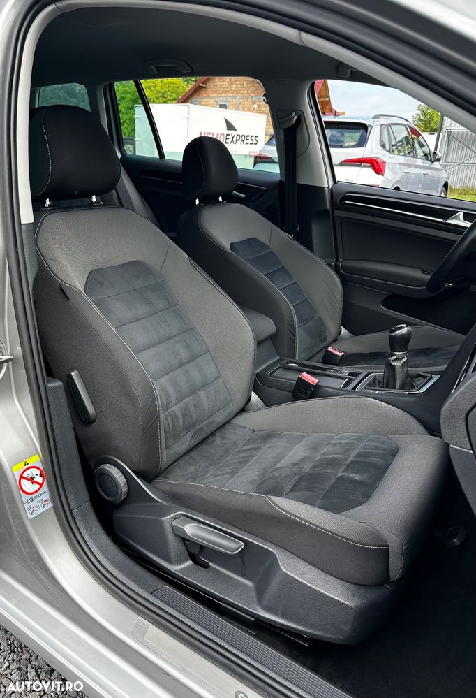 Volkswagen Golf 2.0 TDI (BlueMotion Technology) Highline - 16