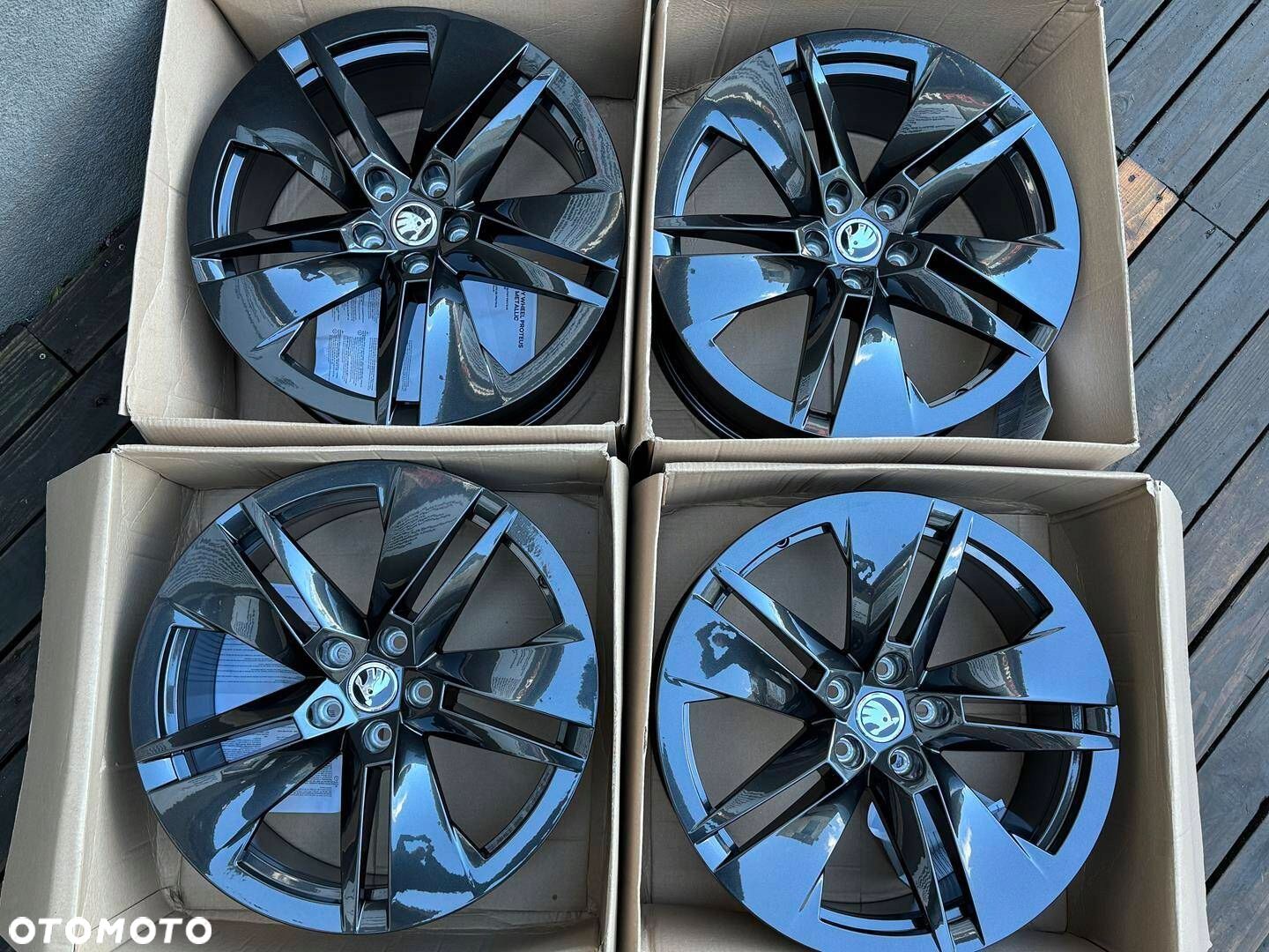 Oryginał felgi 19cali 5LA Skoda Karoq Octavia Superb Enyaq 5x112 - 1