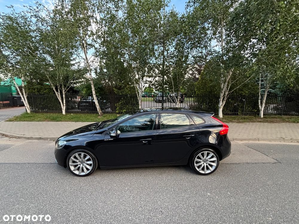Volvo V40 D3 Geartronic Summum - 3