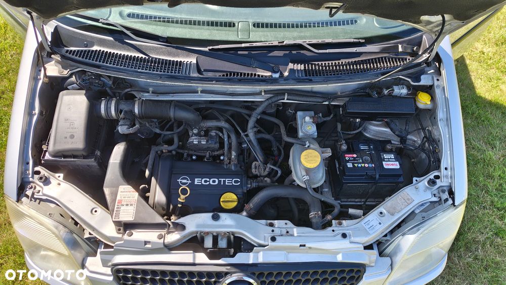 Opel Agila - 8