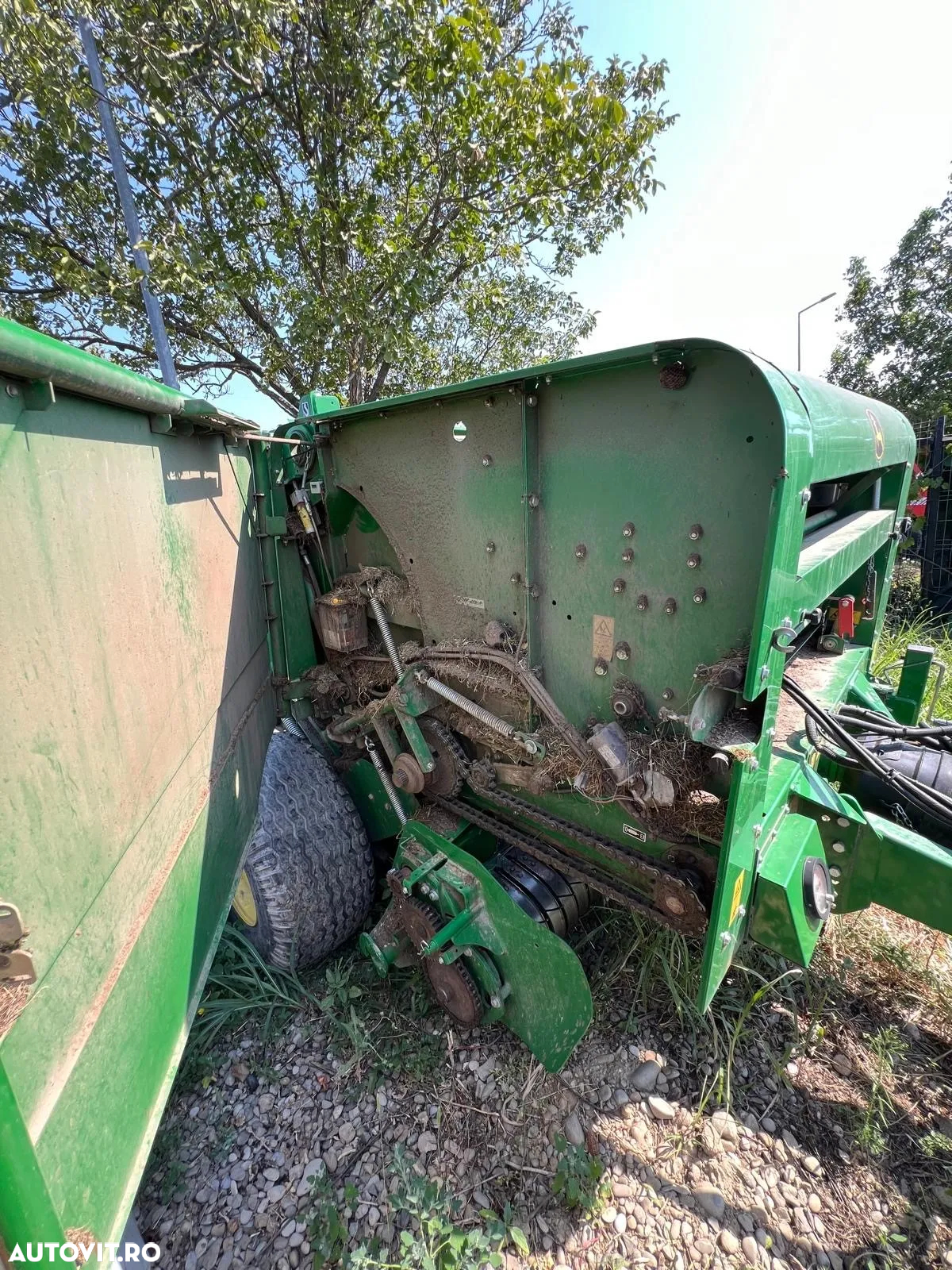 John Deere F440E - 7