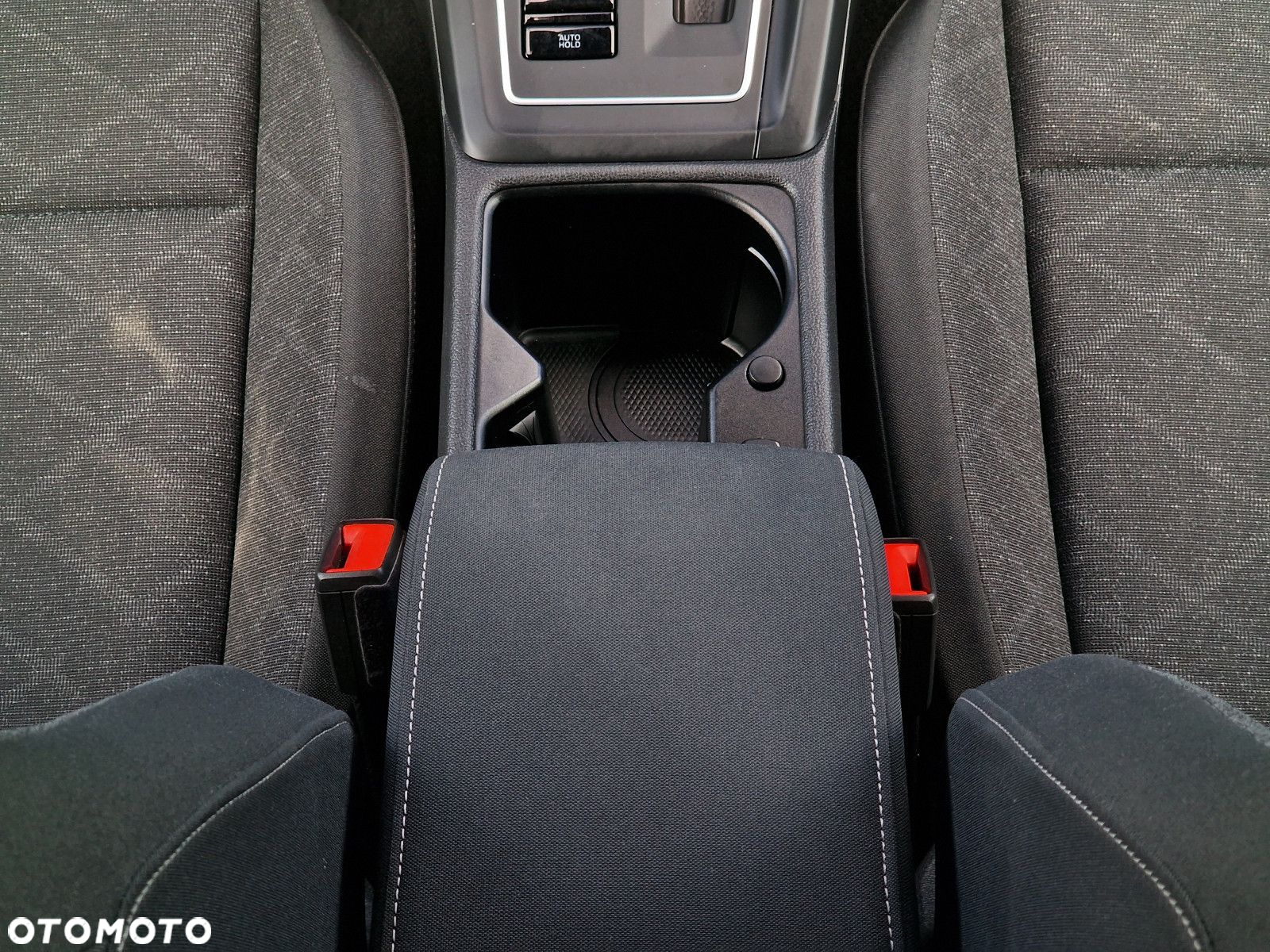 Volkswagen Golf - 19