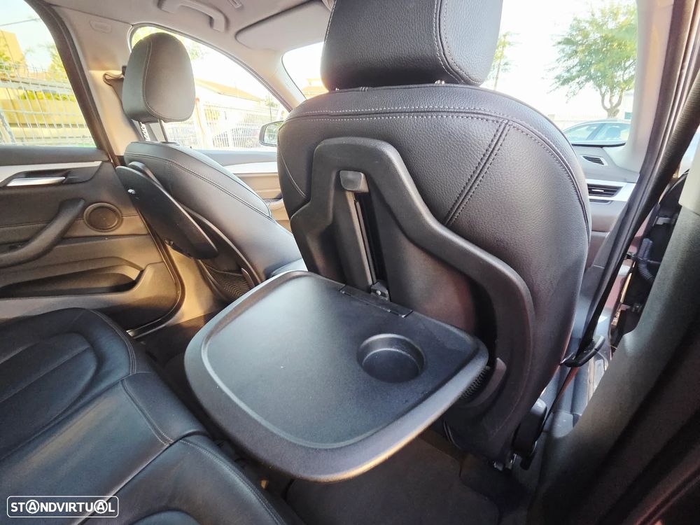 BMW X1 20 d xDrive Auto Line Sport - 14